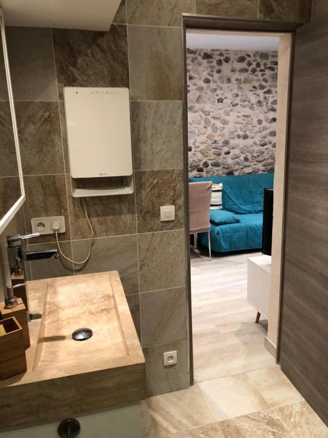 Vieil Antibes, Ravissant 2P Avec Petite Terrasse Apartment Bagian luar foto