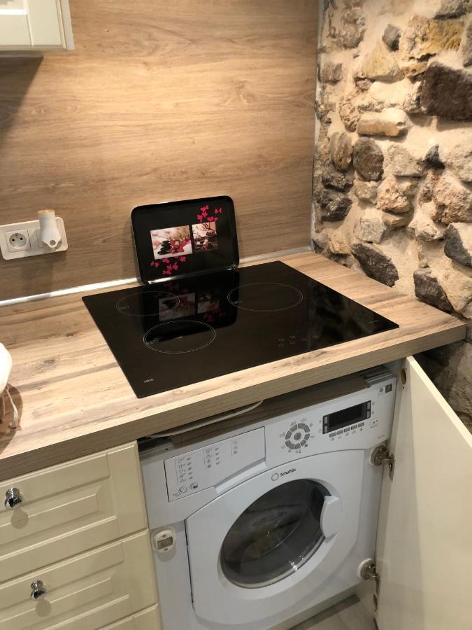 Vieil Antibes, Ravissant 2P Avec Petite Terrasse Apartment Bagian luar foto