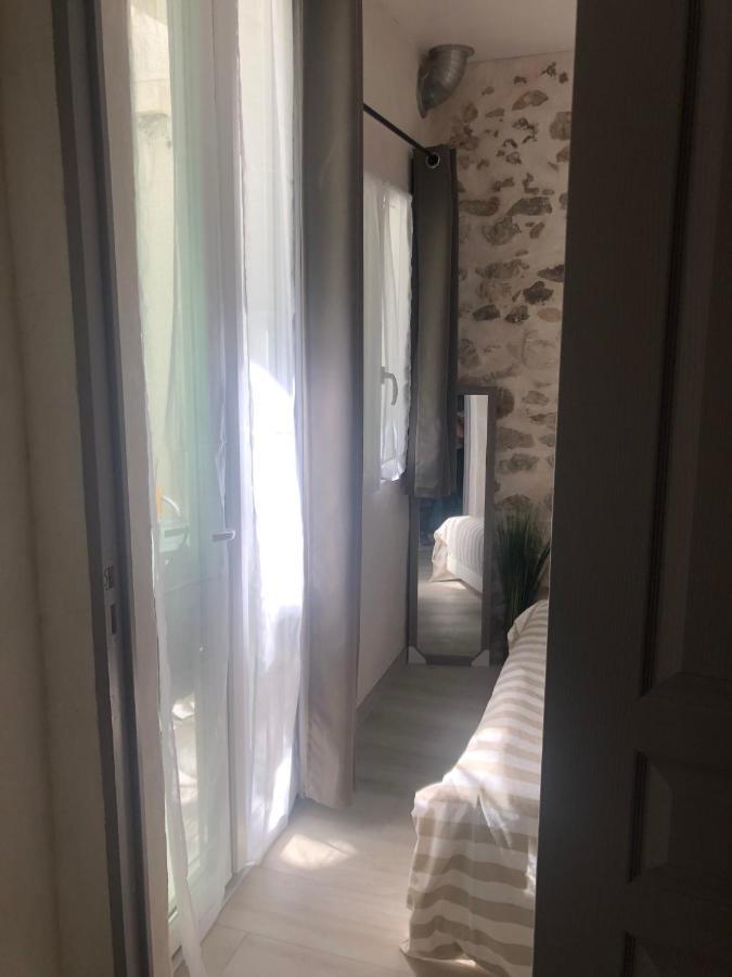 Vieil Antibes, Ravissant 2P Avec Petite Terrasse Apartment Bagian luar foto